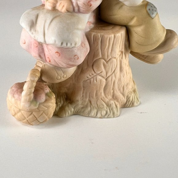 Vintage Precious Moments Love One Another Enesco Figurine 1978 Jonathan David - Picture 10 of 13